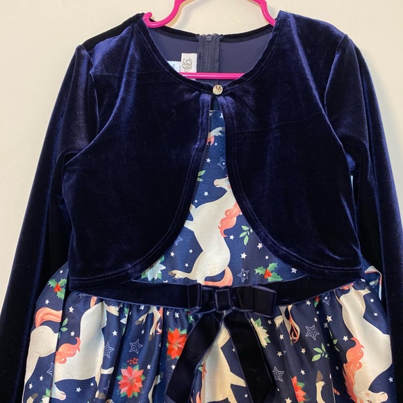 GIRL’S DRESS BUNDLE. - Picture 14 of 14